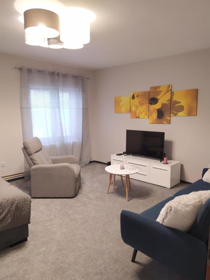 Blue Crystal Apartment Subotica Luaran gambar