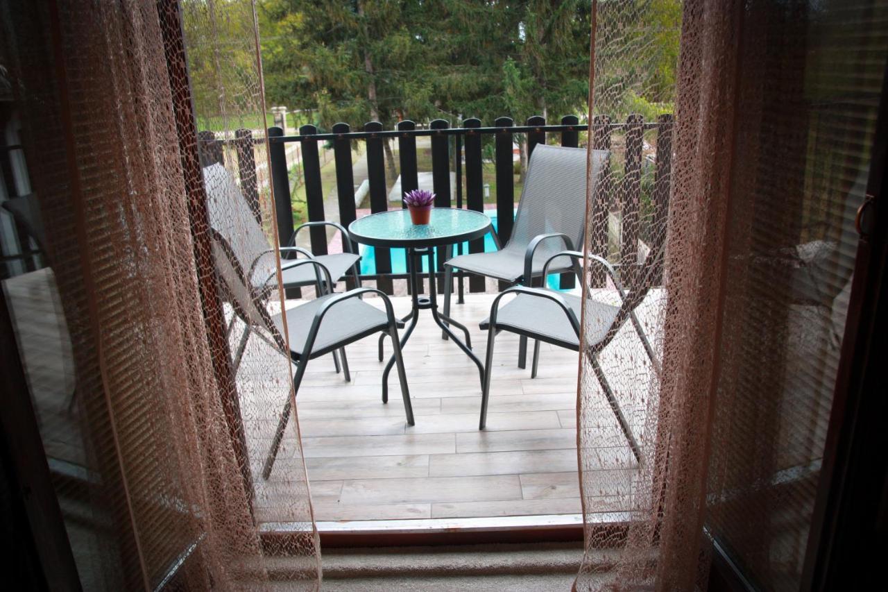 Blue Crystal Apartment Subotica Luaran gambar